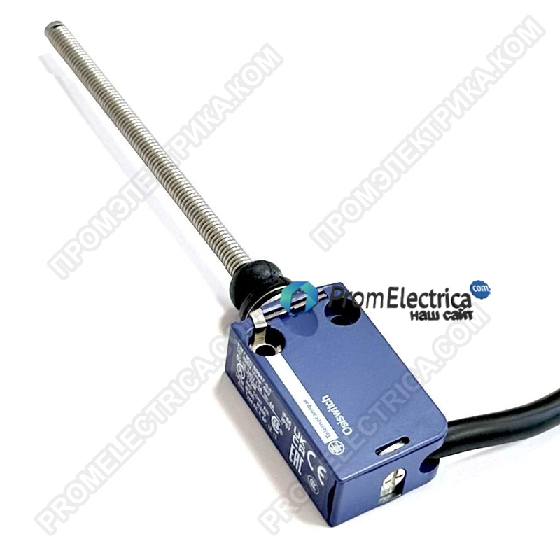 XCMD2108L5 Концевой выключатель пружинный рычаг, кабель 5м.